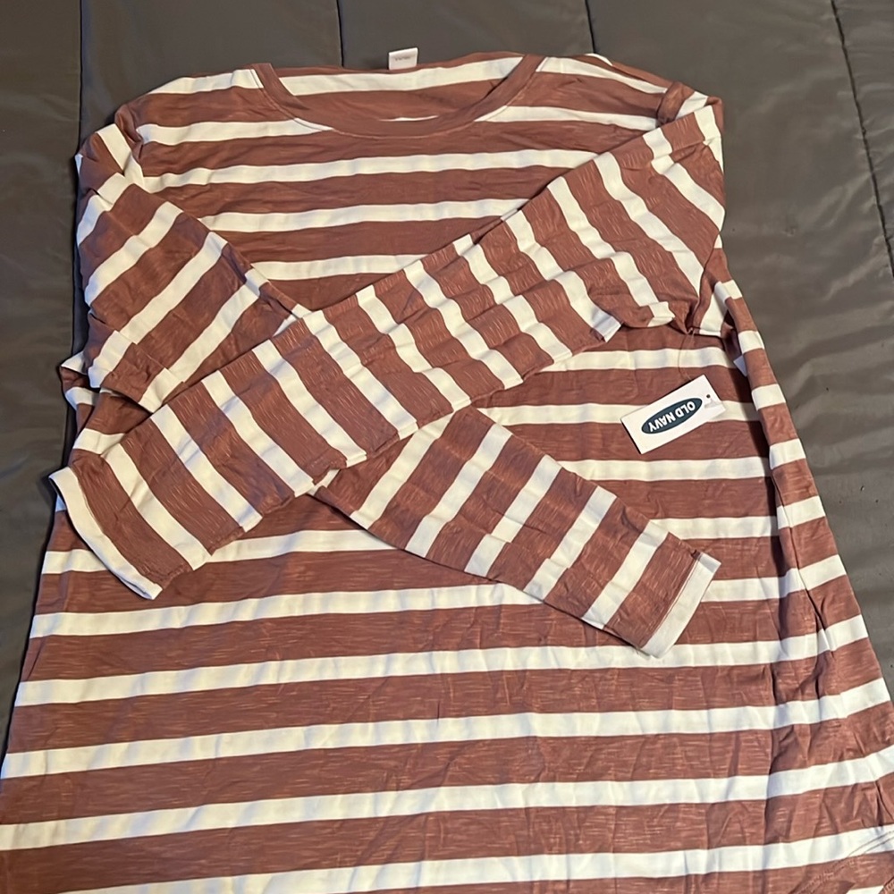 Old Navy long sleeve